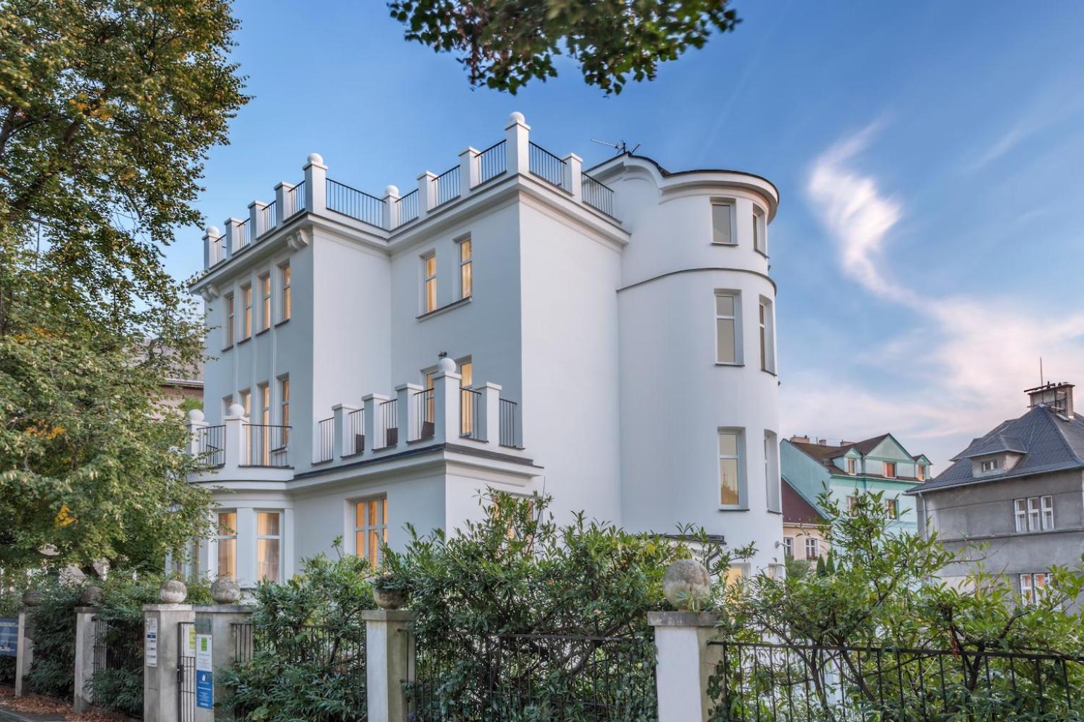 Apartments Villa Whitehouse Ostrava Luaran gambar
