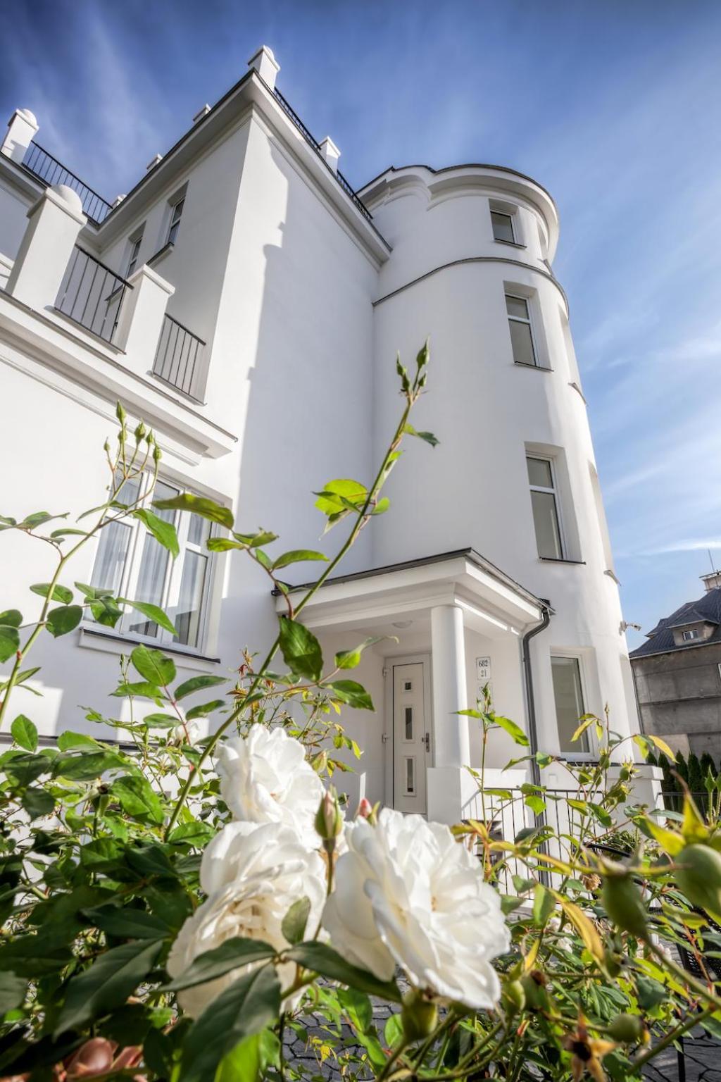 Apartments Villa Whitehouse Ostrava Luaran gambar
