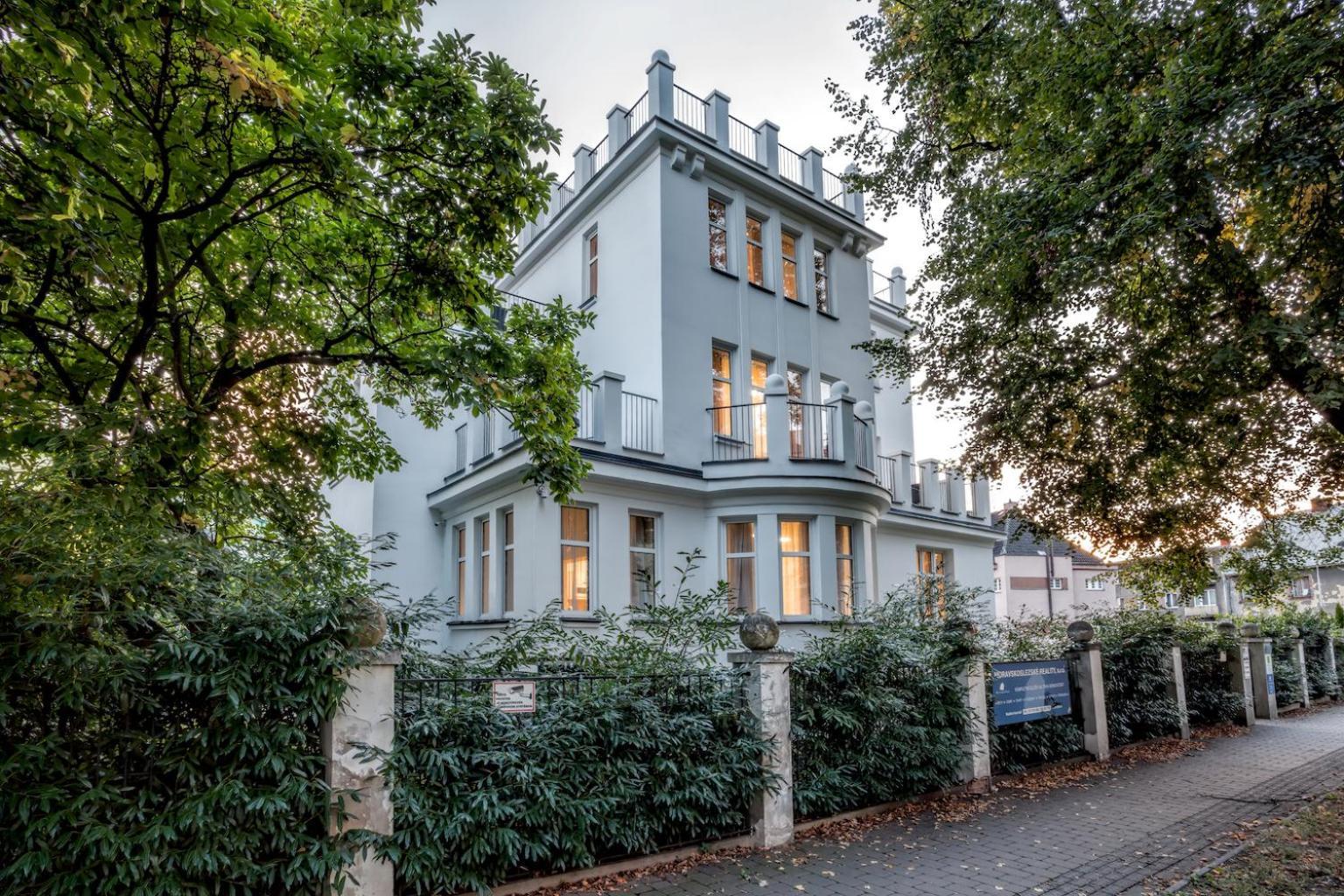 Apartments Villa Whitehouse Ostrava Luaran gambar