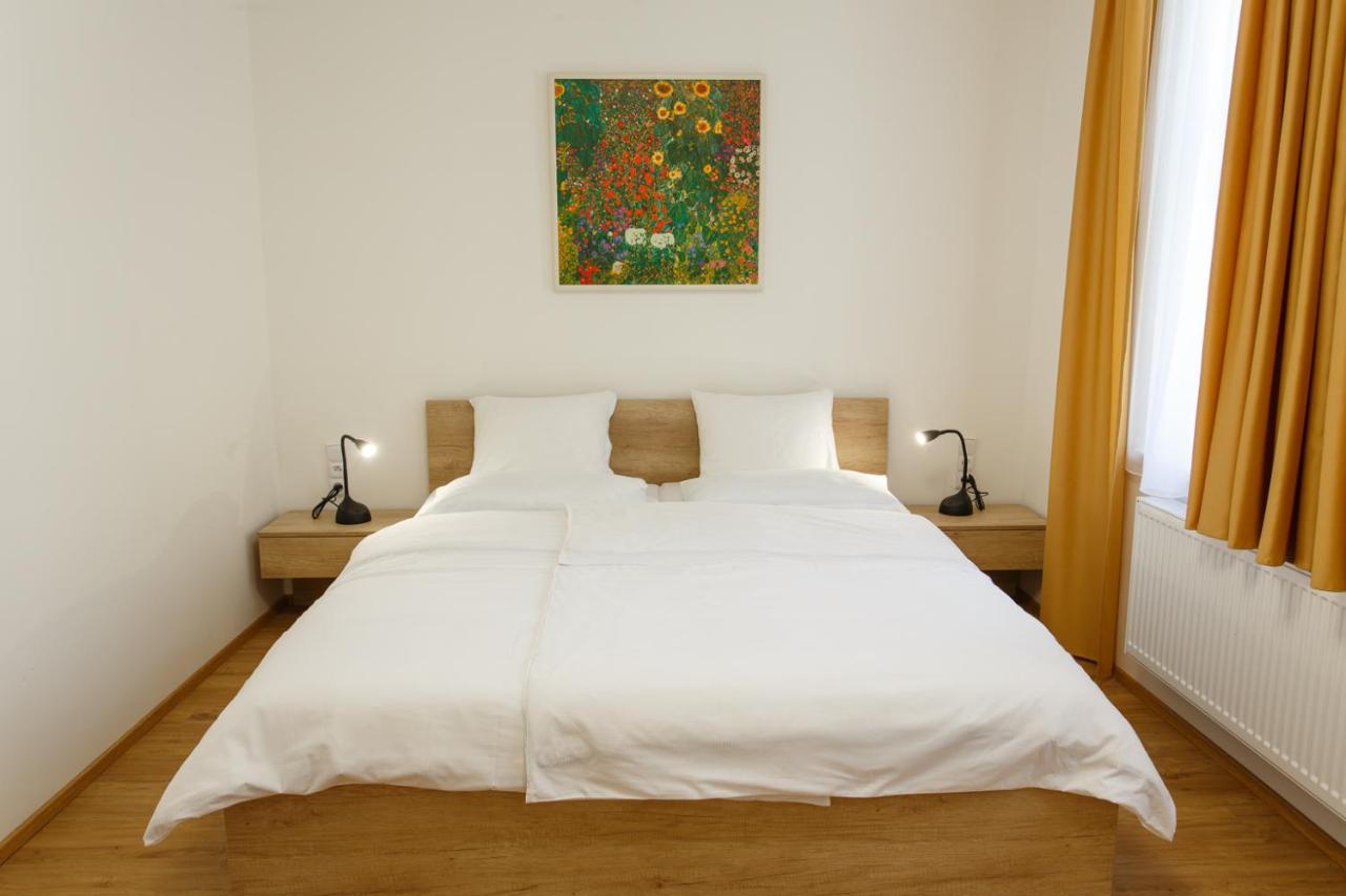 Apartments Villa Whitehouse Ostrava Luaran gambar