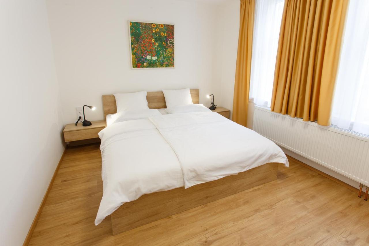 Apartments Villa Whitehouse Ostrava Luaran gambar