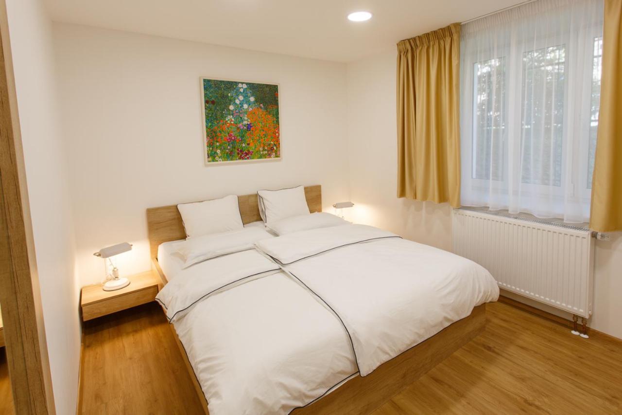 Apartments Villa Whitehouse Ostrava Luaran gambar