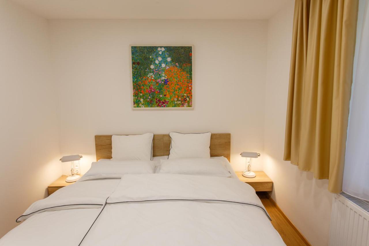 Apartments Villa Whitehouse Ostrava Luaran gambar