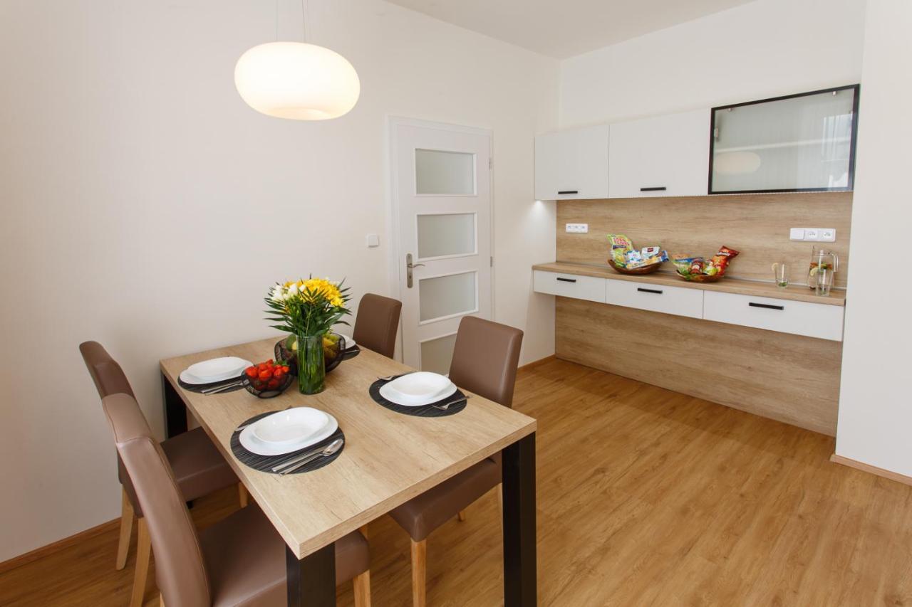 Apartments Villa Whitehouse Ostrava Luaran gambar