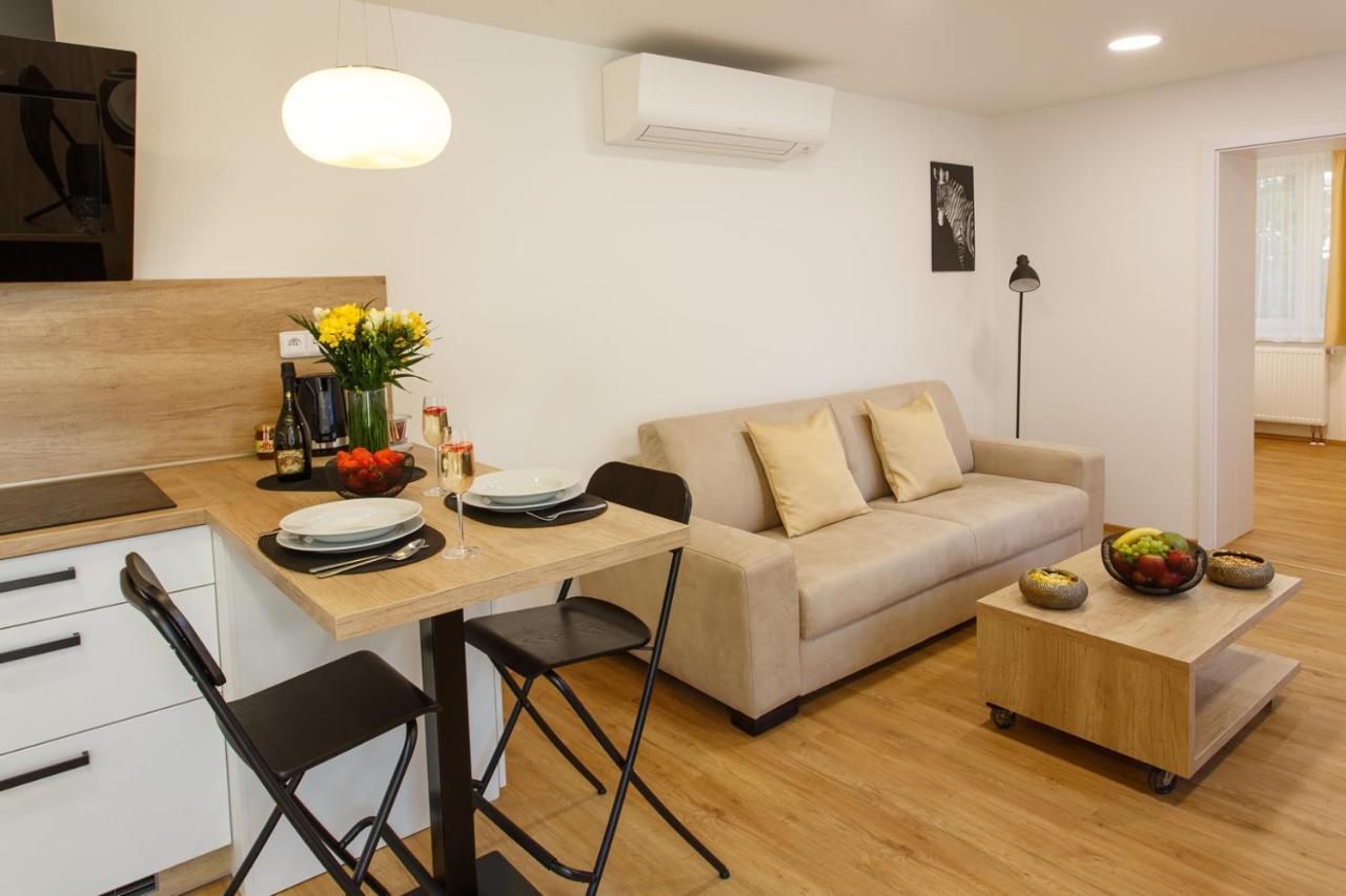Apartments Villa Whitehouse Ostrava Luaran gambar