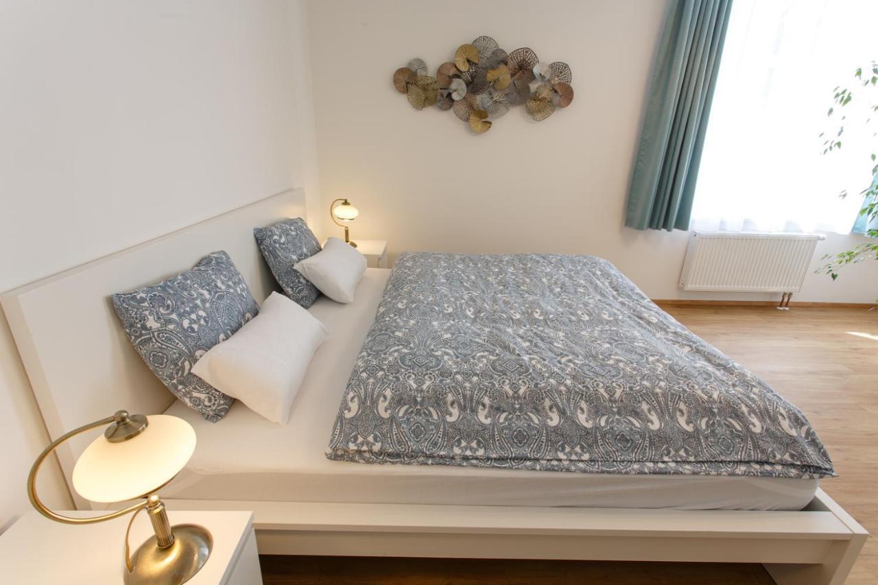 Apartments Villa Whitehouse Ostrava Luaran gambar